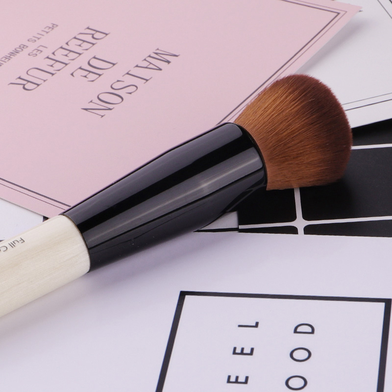 Brocha de maquillaje en polvo, - Concealer Full Coverage reseña y precio